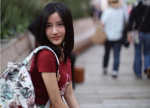 彭菲茗 背景,从平凡女孩到职场精英的蜕变之路